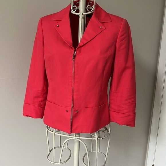 Pink Jacket - Picture 2 of 2